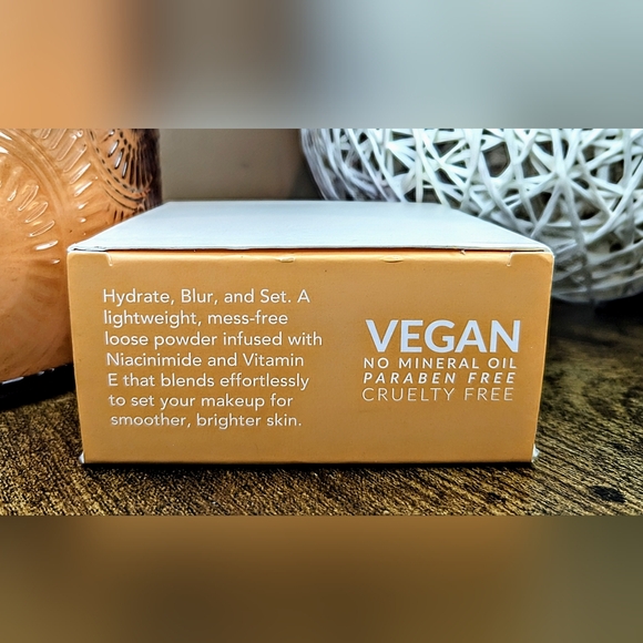 5/75$ Beauty for real - Hydra-Set Translucent Finishing + Brightening Powder - Picture 7 of 14